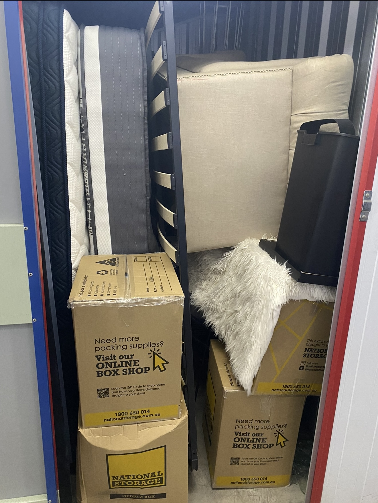 Storage unit rubbish removal job